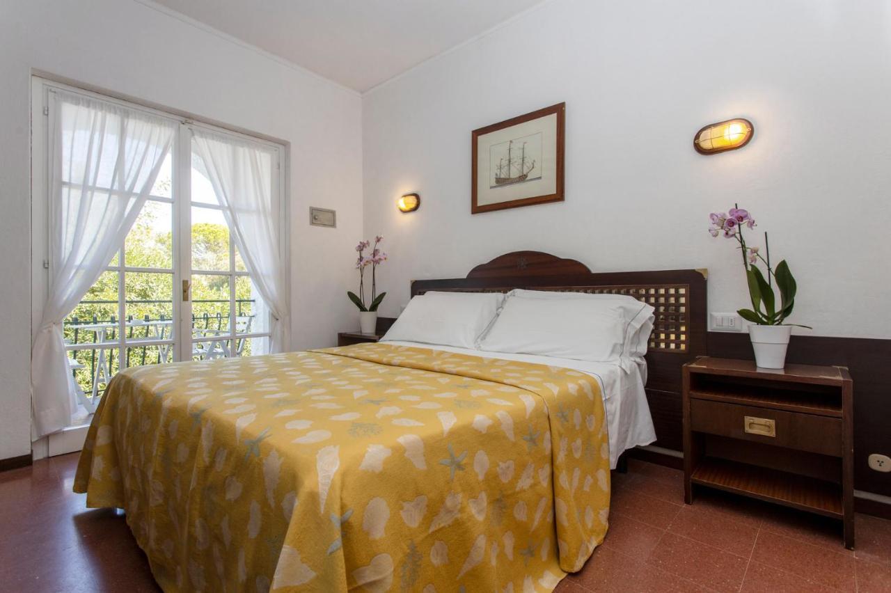 קאפוליברי Hotel Antares מראה חיצוני תמונה